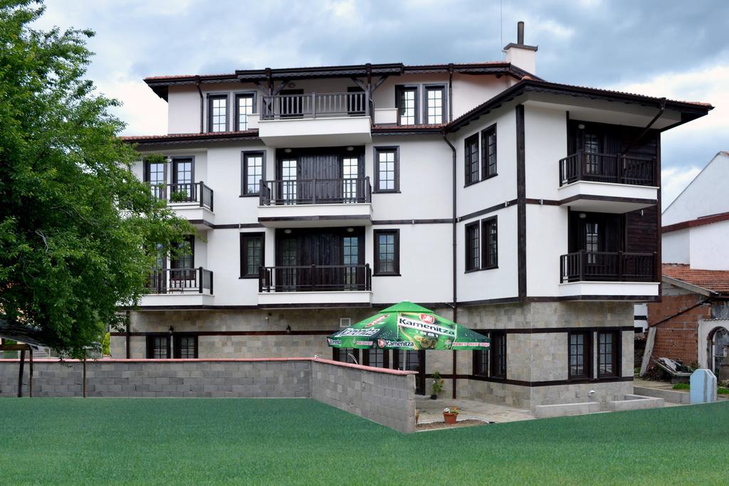 Krasteva House 호텔 베르코비차 외부 사진
